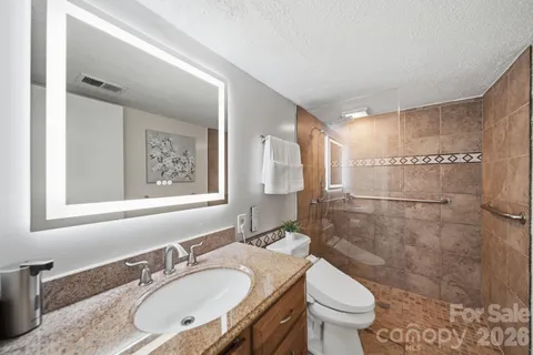 $310,000 | 4739 Hedgemore Drive, Unit N, Charlotte, NC 28209