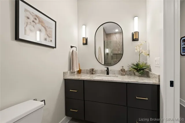 $715,000 | 104 Howard Lane, Jeffersonville, IN 47130