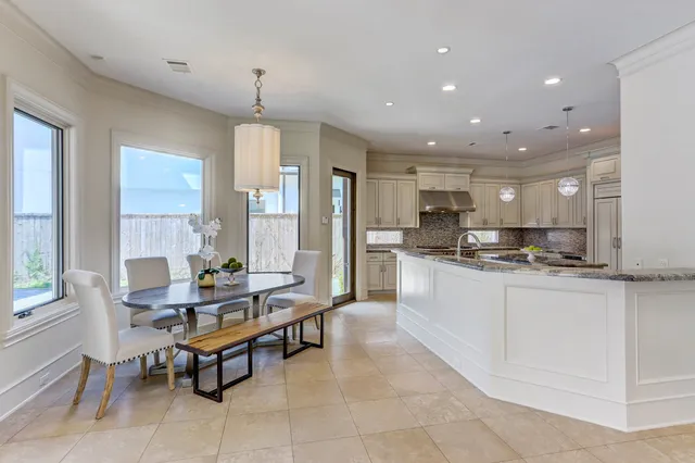 $20,000 | 3749 Olympia Drive, Houston, TX 77019