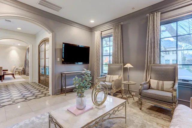 $20,000 | 3749 Olympia Drive, Houston, TX 77019