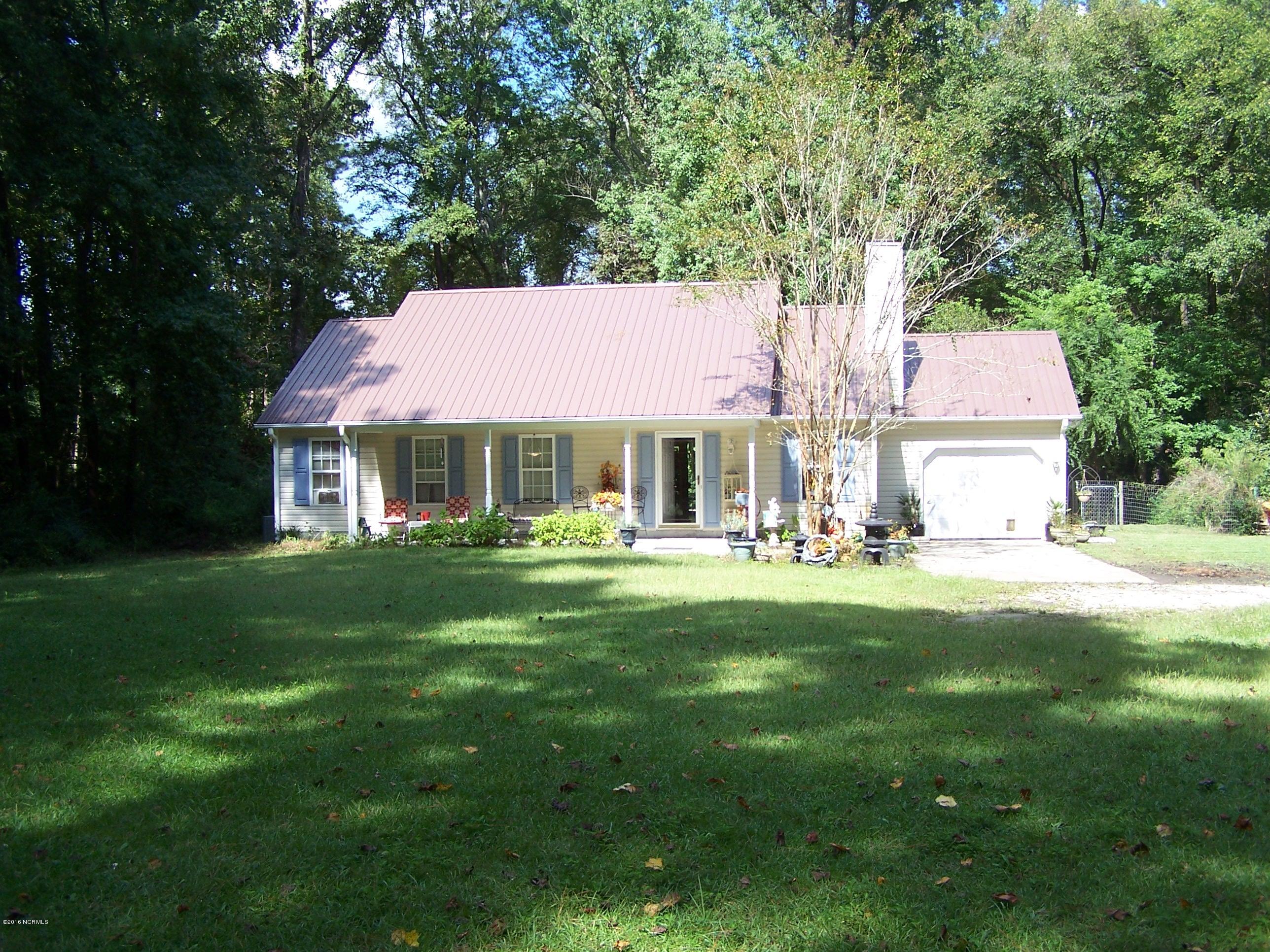 254 Grape Road Rocky Point, NC 28457 - Photo 1 of 13 100_7559