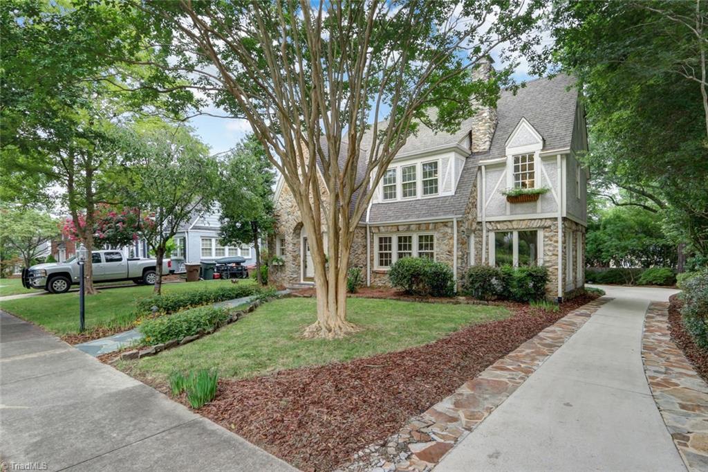 1802 Rolling Road Greensboro, NC 27403 - Photo 28 of 30 Gallery Image 28