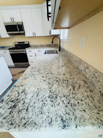 $500,000 | 99 A Reilly Road, Hampton, CT 06247