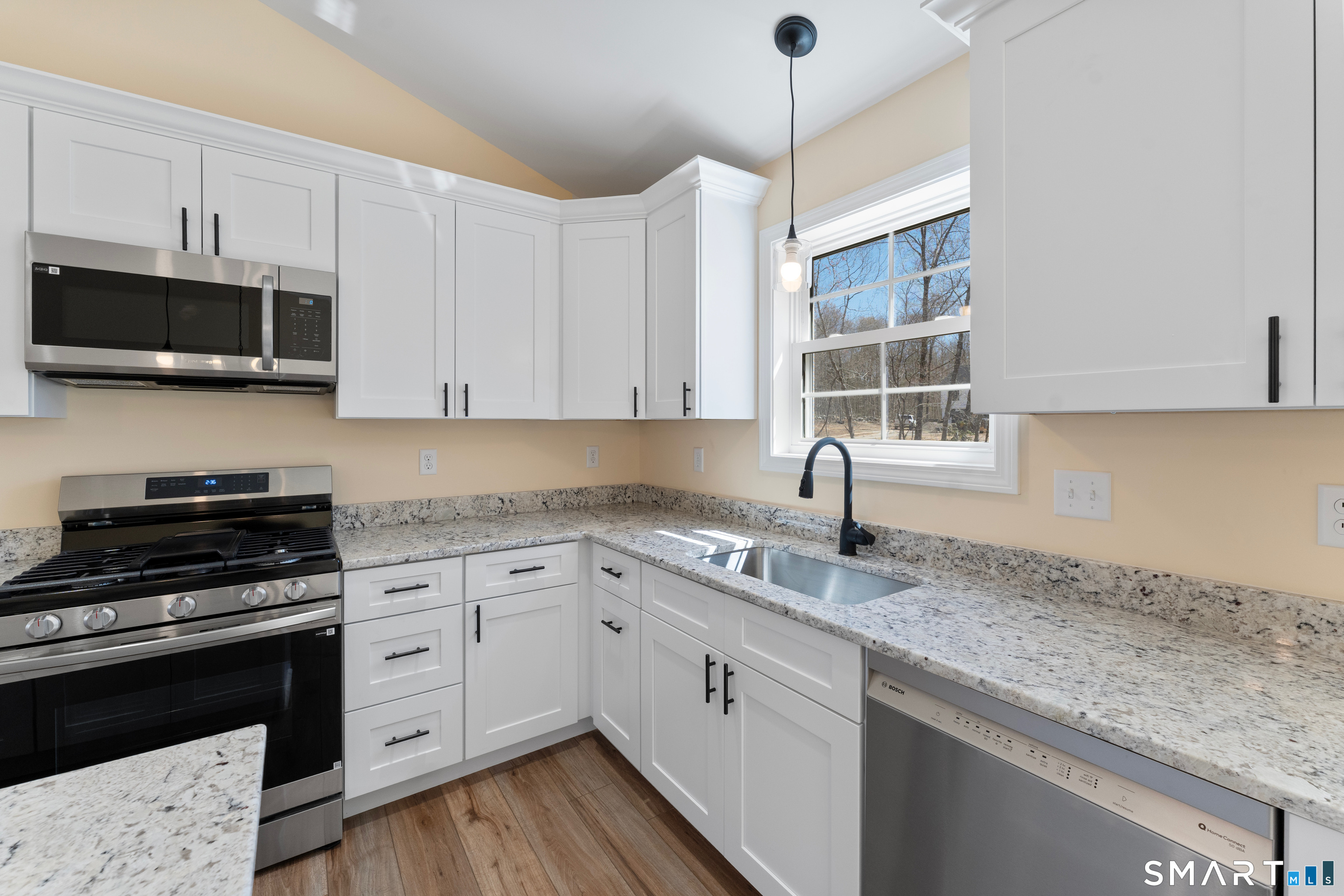 99 A Reilly Road Hampton, CT 06247 - Photo 8 of 30