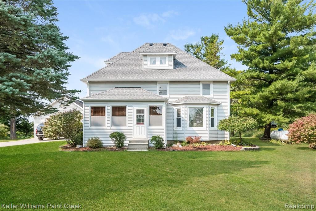 2448 Husak Road Standish, MI 48658 - Photo 6 of 48