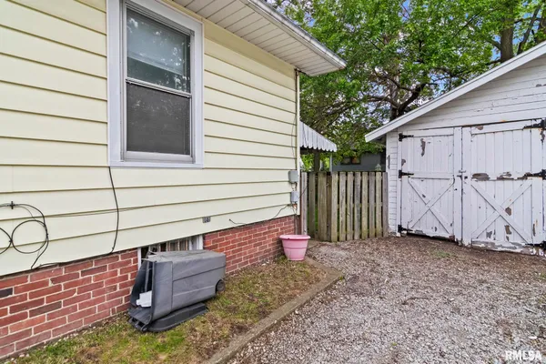 $117,000 | 1941 South Whittier Avenue, Springfield, IL 62704