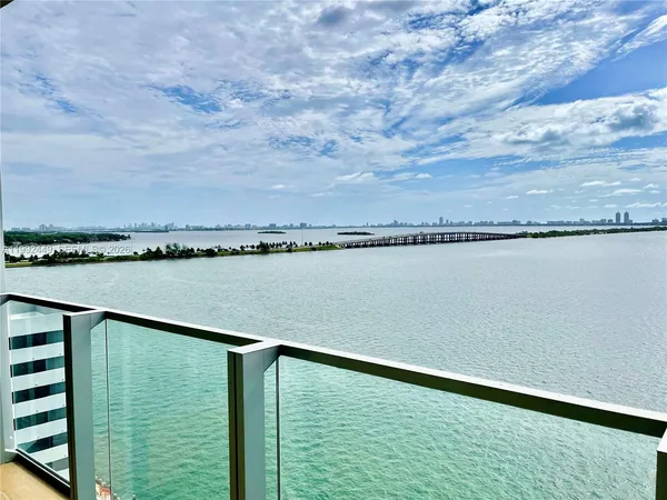 $5,650 | 2900 Northeast 7th Avenue, Unit 1103, Miami, FL 33137