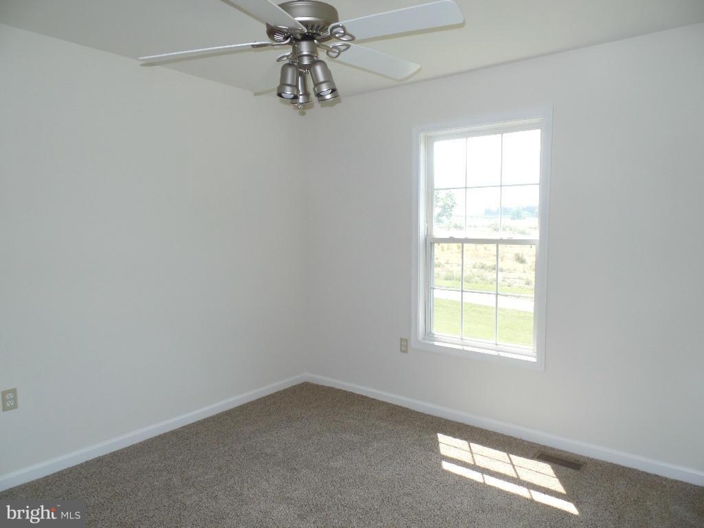 381 Quail Run Road Summit Point, WV 25446 - Photo 22 of 27 Bedroom