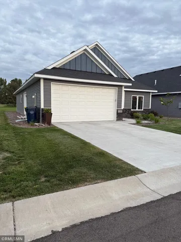 $444,900 | 12765 292nd Street, Lindstrom, MN 55045