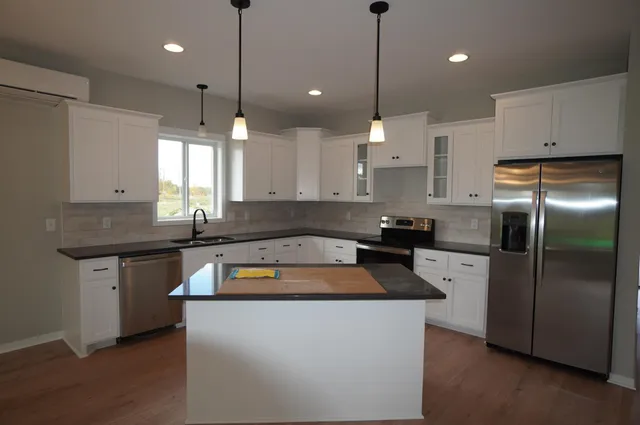 $444,900 | 12765 292nd Street, Lindstrom, MN 55045