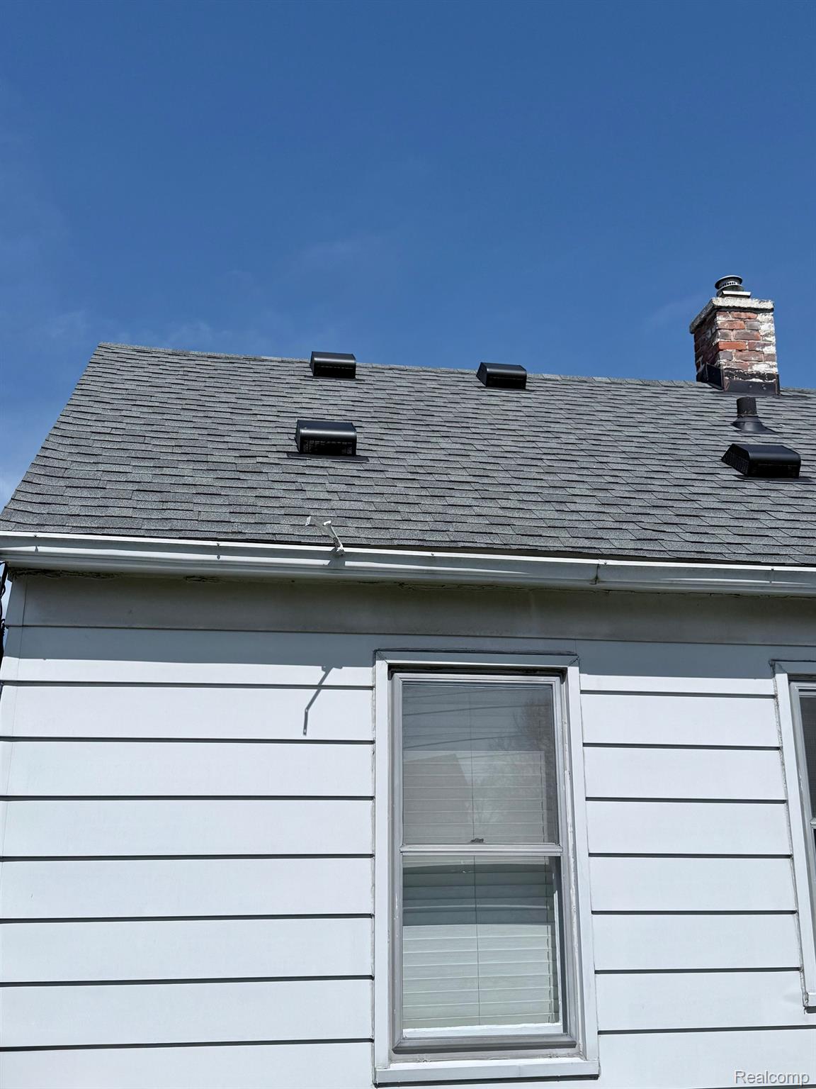 17836 12 Mile Road Roseville, MI 48066 - Photo 14 of 22 New roof 2023