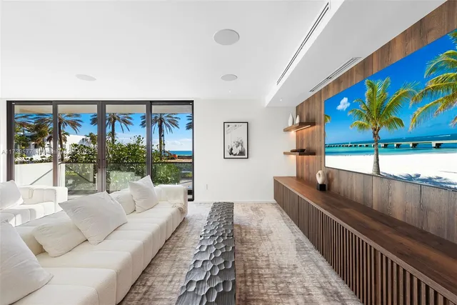 $14,950,000 | 128 Ocean Boulevard, Golden Beach, FL 33160