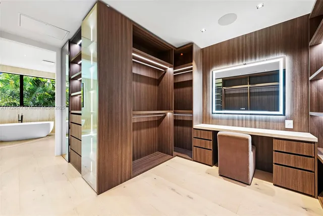 $14,950,000 | 128 Ocean Boulevard, Golden Beach, FL 33160