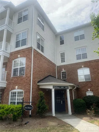 $1,875 | 14638 Via Sorrento Drive, Charlotte, NC 28277