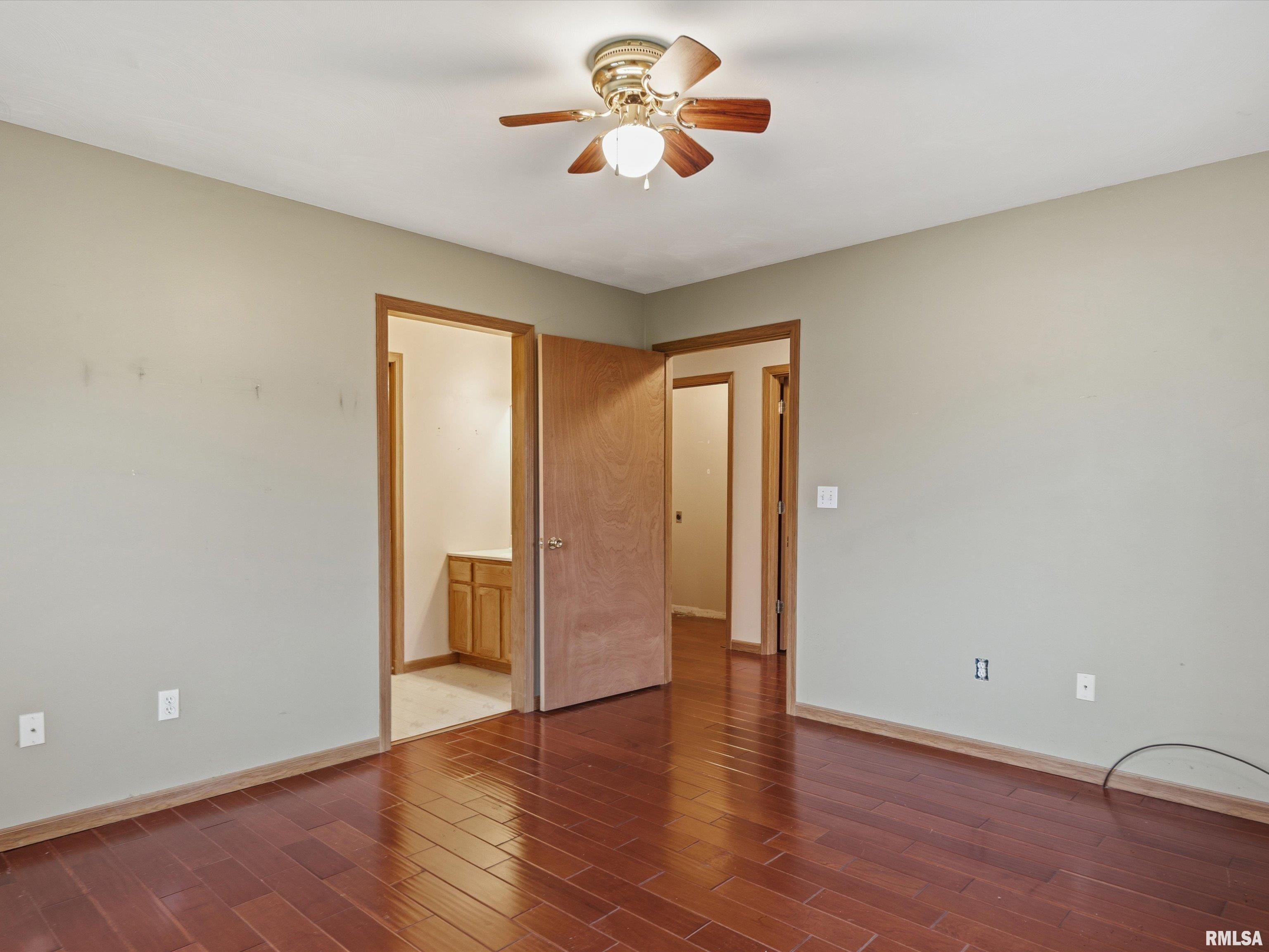 2424 Neil Road Springfield, IL 62702 - Photo 18 of 23 Gallery Image 18