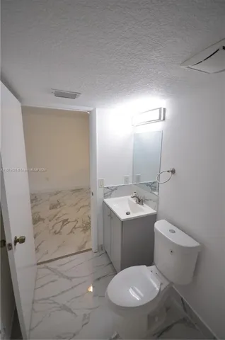 $249,000 | 1241 Southeast 29th Street, Unit 102, Homestead, FL 33035