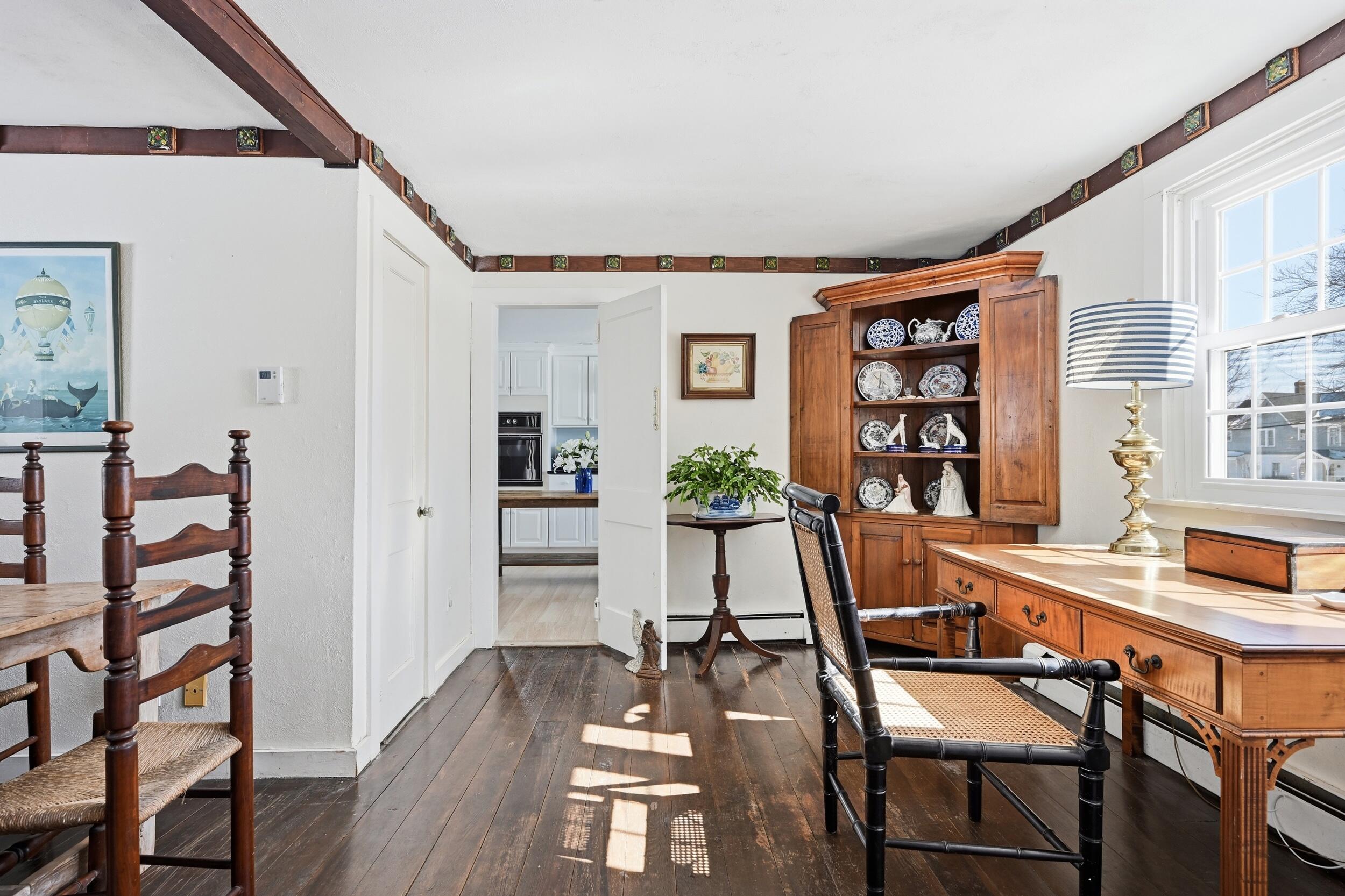 46 Washington Avenue Hyannis Port, MA 02601 - Photo 21 of 75 Family Room
