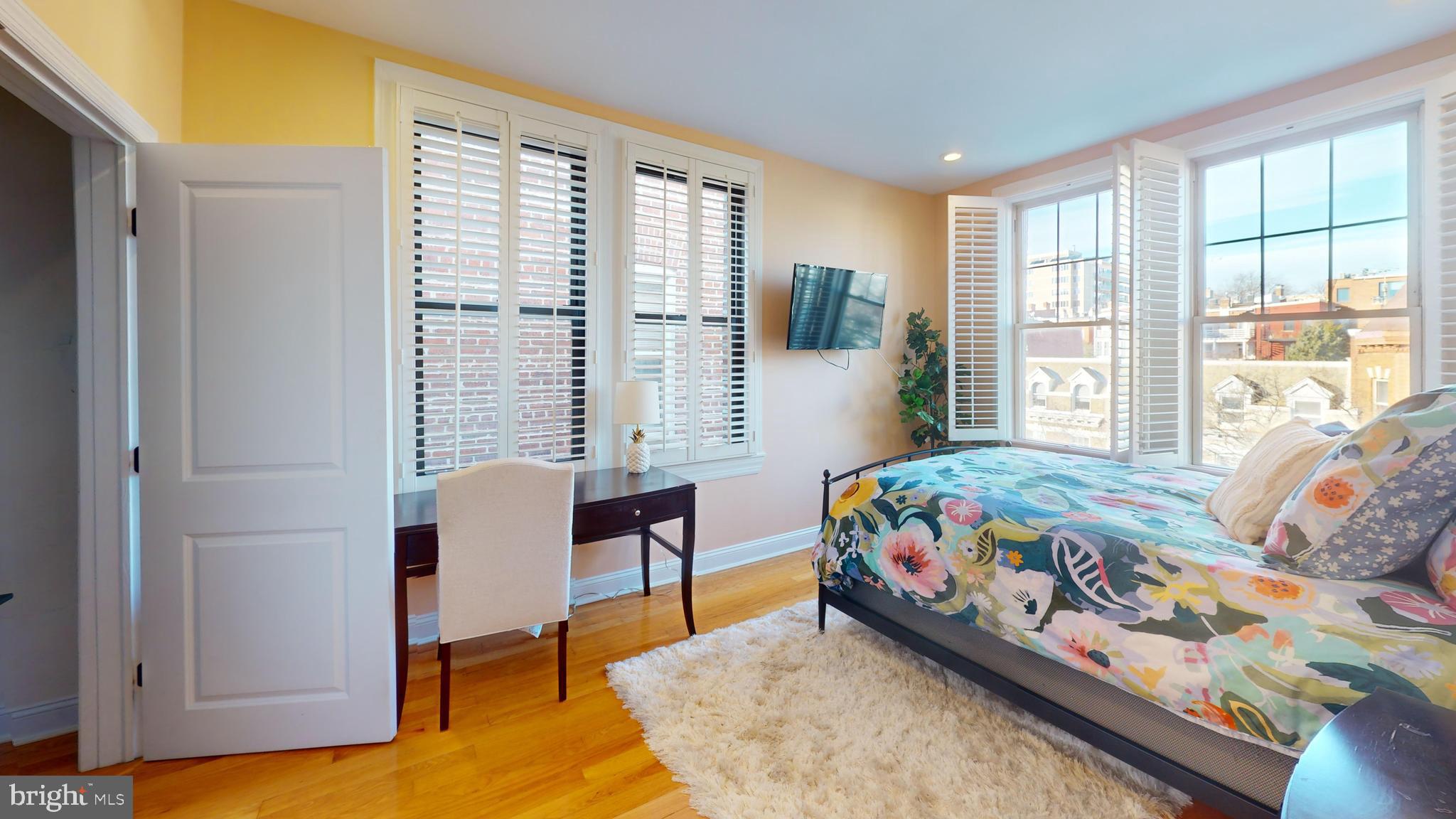 1858 California Street Northwest, Unit 40 Washington, DC 20009 - Photo 11 of 15