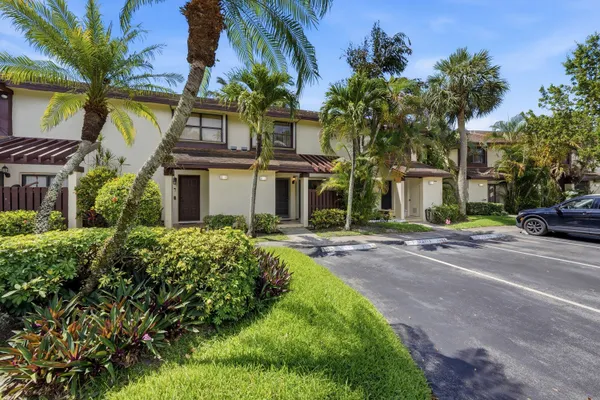 $319,000 | 3797 Carambola Circle North, Coconut Creek, FL 33066