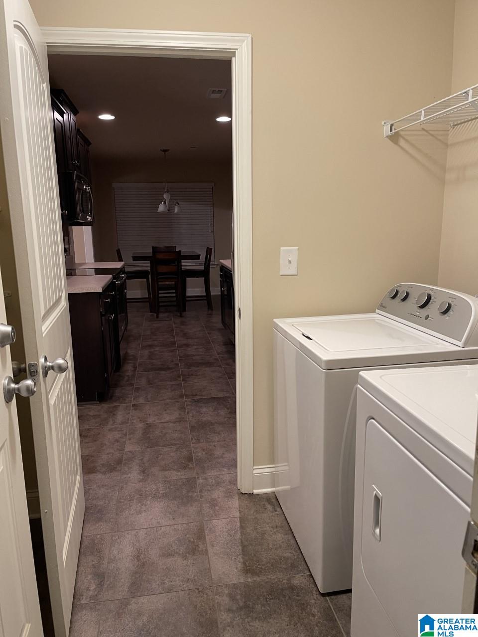 345 Vincent Street Alabaster, AL 35007 - Photo 7 of 19