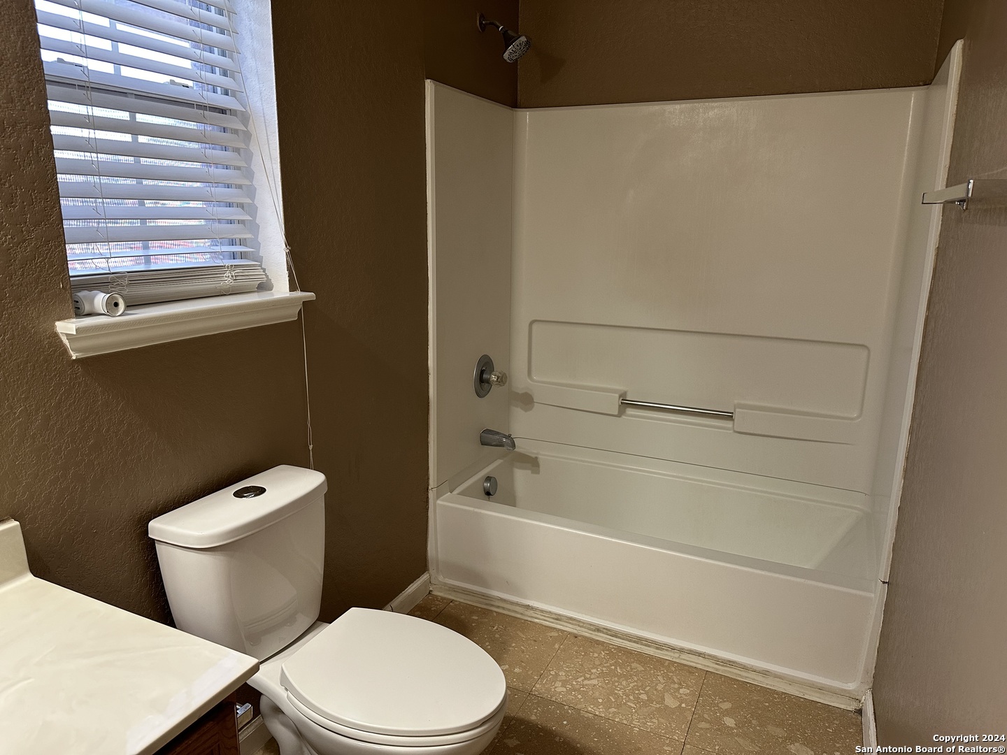 225 Woodstone Loop Cibolo, TX 78108 - Photo 18 of 33