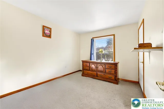 $279,900 | 4859 Vera Cruz Road, Emmaus, PA 18049