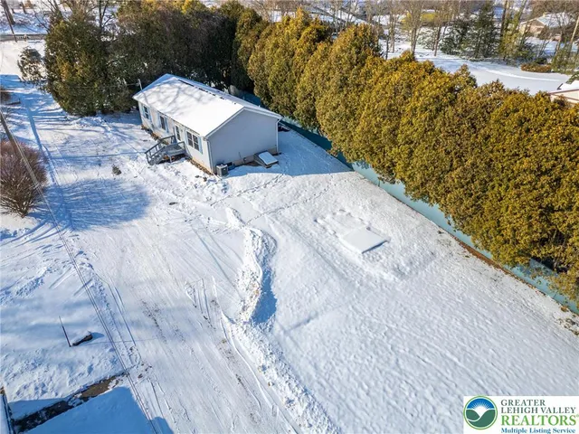 $279,900 | 4859 Vera Cruz Road, Emmaus, PA 18049