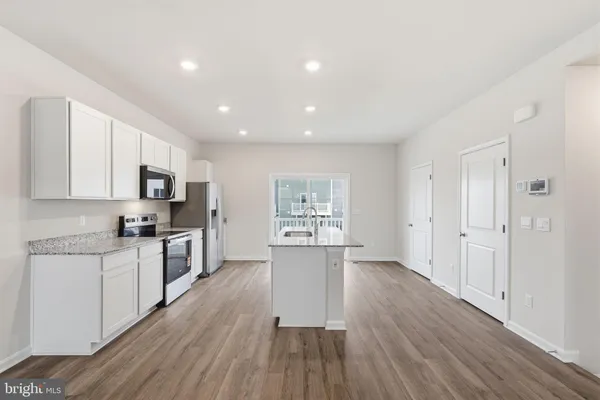 $2,300 | 151 Willett Holw Street, Stephens City, VA 22655