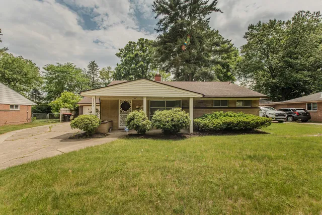 $240,000 | 25255 Orchard Grove Street, Southfield, MI 48033