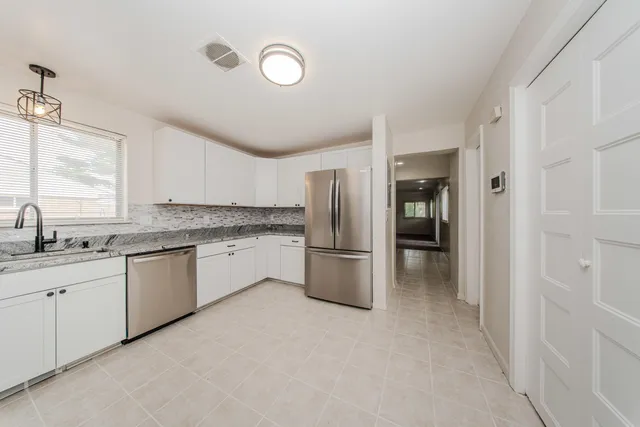 $240,000 | 25255 Orchard Grove Street, Southfield, MI 48033