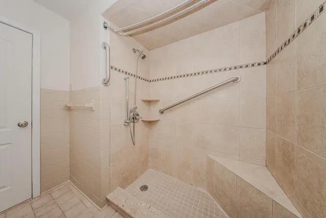 $240,000 | 25255 Orchard Grove Street, Southfield, MI 48033