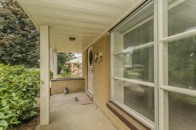 $240,000 | 25255 Orchard Grove Street, Southfield, MI 48033