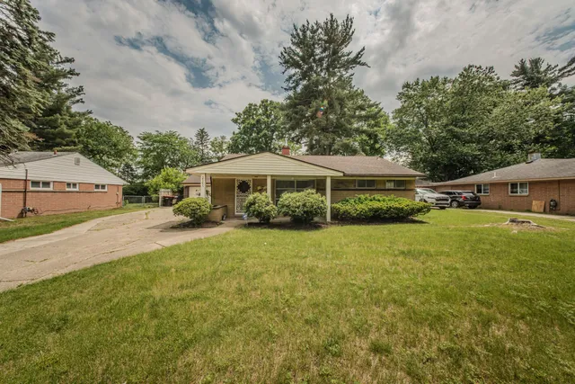 $240,000 | 25255 Orchard Grove Street, Southfield, MI 48033