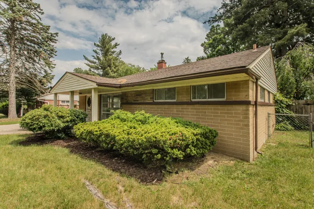 $240,000 | 25255 Orchard Grove Street, Southfield, MI 48033