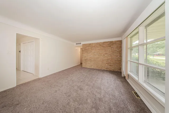 $240,000 | 25255 Orchard Grove Street, Southfield, MI 48033