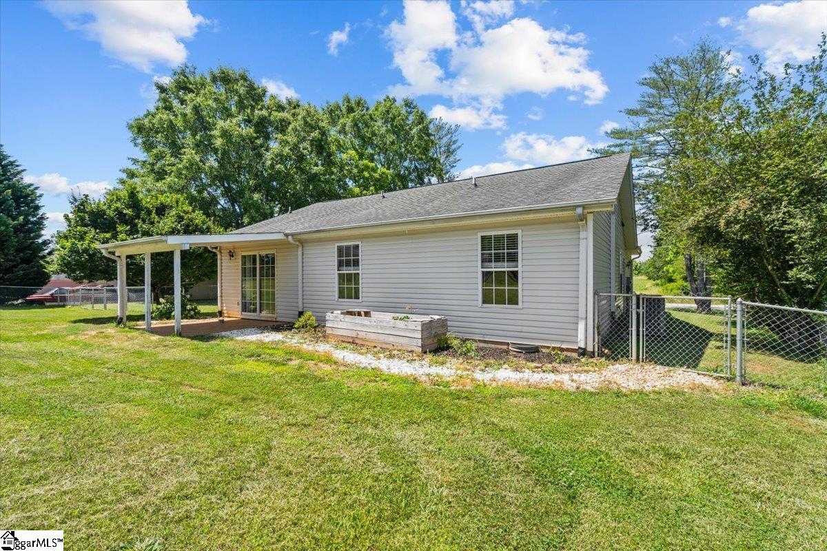 3326 Jug Factory Road Greer, SC 29651 - Photo 17 of 23