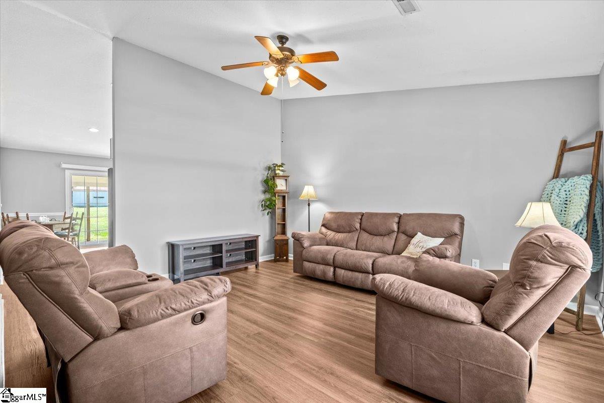 3326 Jug Factory Road Greer, SC 29651 - Photo 4 of 23