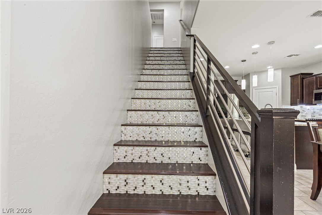 10999 Hunting Hawk Road Las Vegas, NV 89179 - Photo 17 of 74