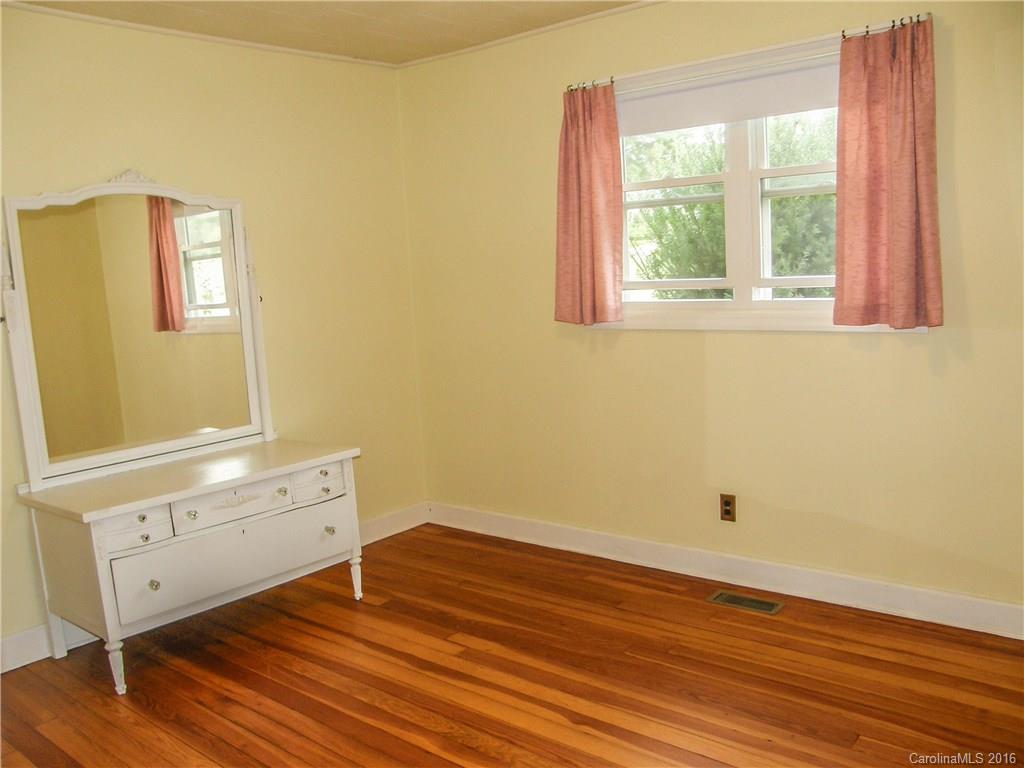 692 Newfound Road Leicester, NC 28748 - Photo 12 of 22