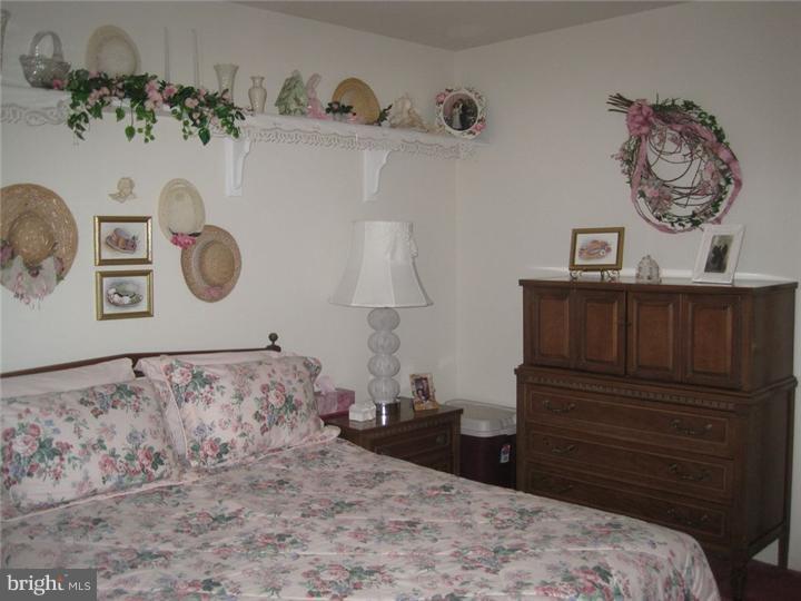 459 Country Way Mickleton, NJ 08056 - Photo 16 of 22 Gallery Image 16