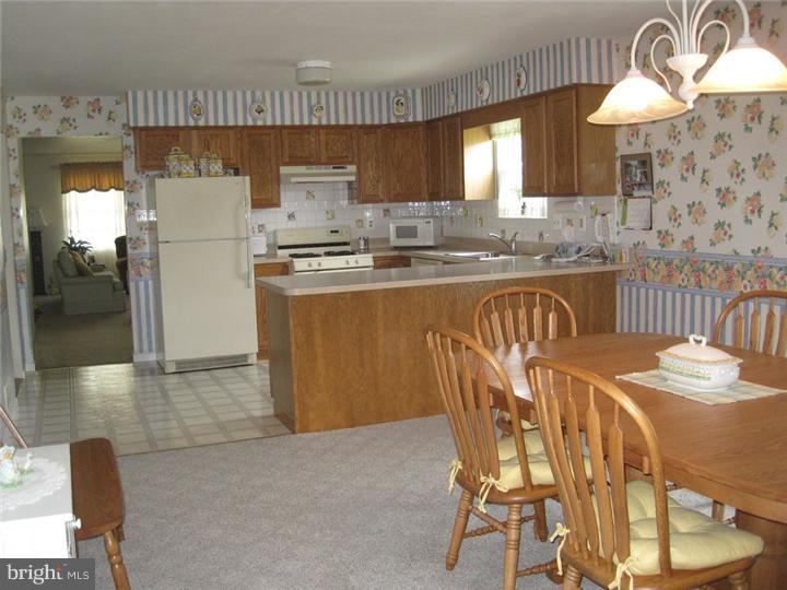459 Country Way Mickleton, NJ 08056 - Photo 4 of 22 Gallery Image 4