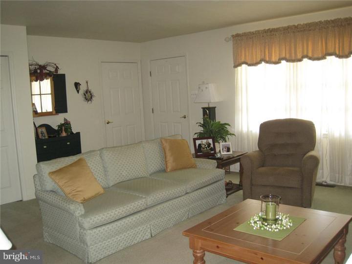 459 Country Way Mickleton, NJ 08056 - Photo 10 of 22 Gallery Image 10