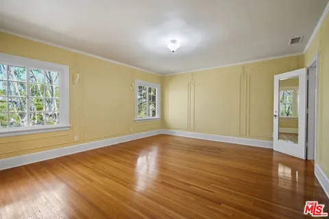 $13,000 | 624 South Arden Boulevard, Los Angeles, CA 90005