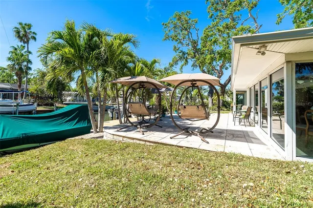 $1,595,000 | 1648 Shelburne Lane, Sarasota, FL 34231