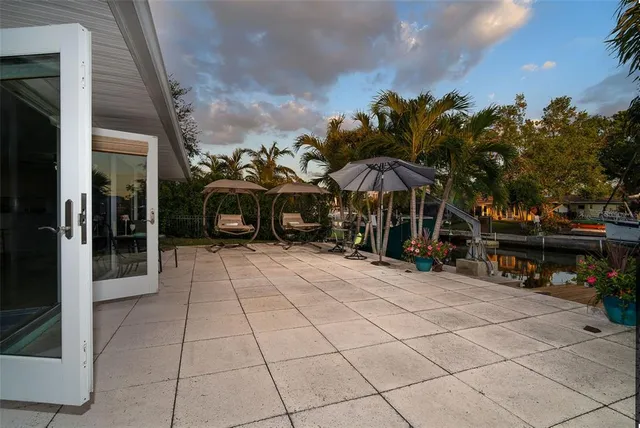 $1,595,000 | 1648 Shelburne Lane, Sarasota, FL 34231