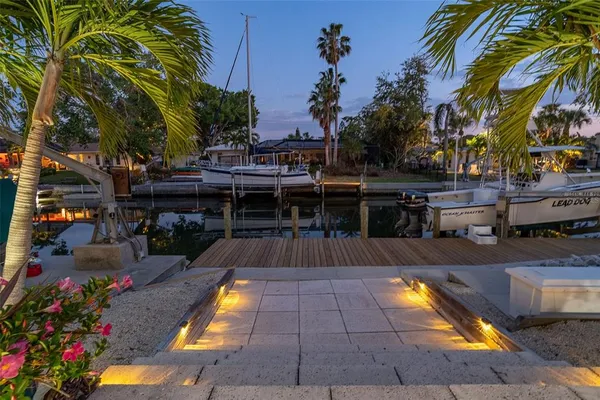 $1,490,000 | 1648 Shelburne Lane, Sarasota, FL 34231