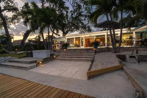 $1,490,000 | 1648 Shelburne Lane, Sarasota, FL 34231