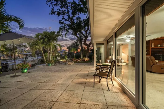 $1,595,000 | 1648 Shelburne Lane, Sarasota, FL 34231