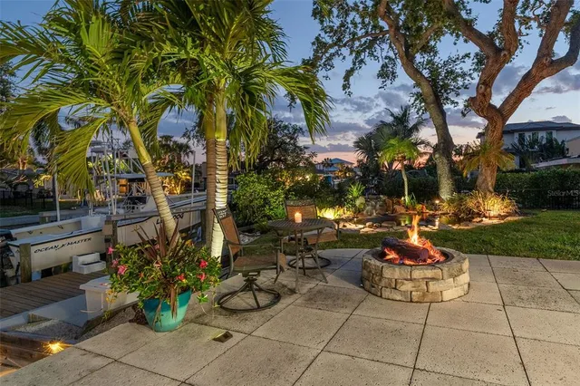 $1,595,000 | 1648 Shelburne Lane, Sarasota, FL 34231