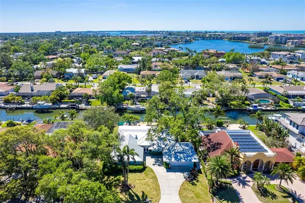 $1,490,000 | 1648 Shelburne Lane, Sarasota, FL 34231